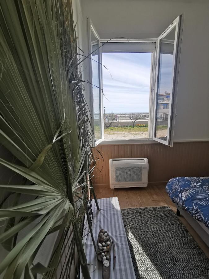Spacieux Appartement Front De Mer Les Les Saintes-Maries-de-la-Mer Extérieur photo